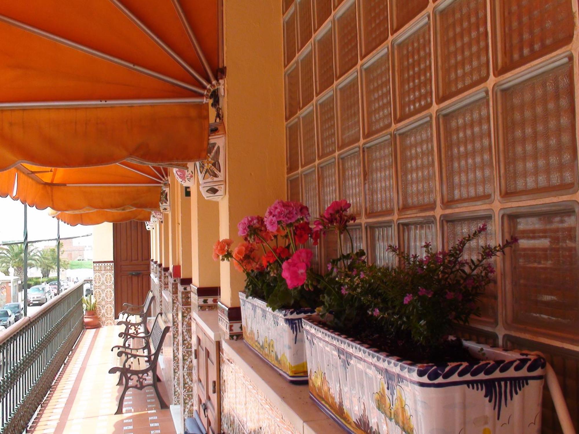 Hostal Tarik Hotel Tarifa Exterior photo